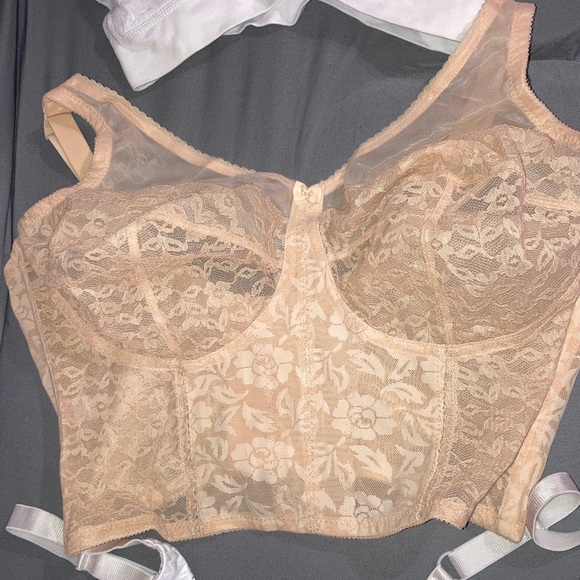 Bras - Picture 6 of 11
